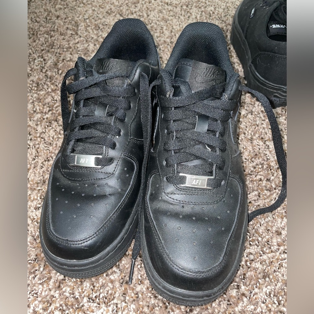 NIKE BLACK AIR FORCE 1